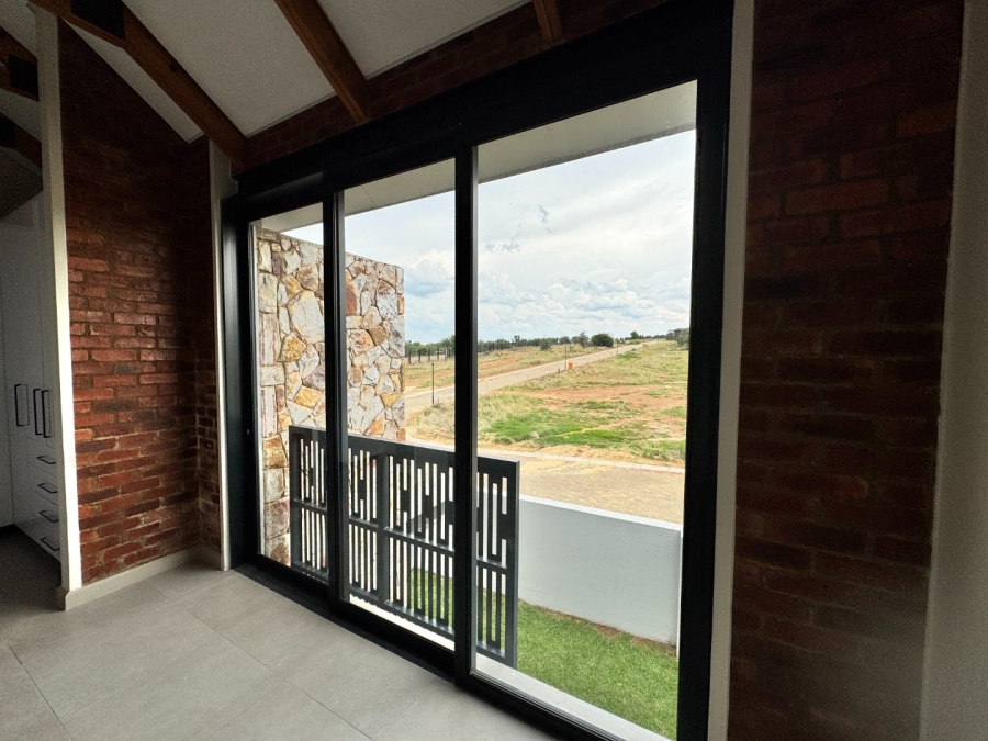 3 Bedroom Property for Sale in Helderzicht Eco Estate North West